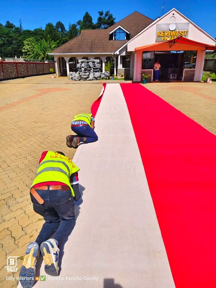Red carpet fitted at Keriwest Hotel